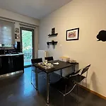 The Spartan Penthouse Apartment Sparta