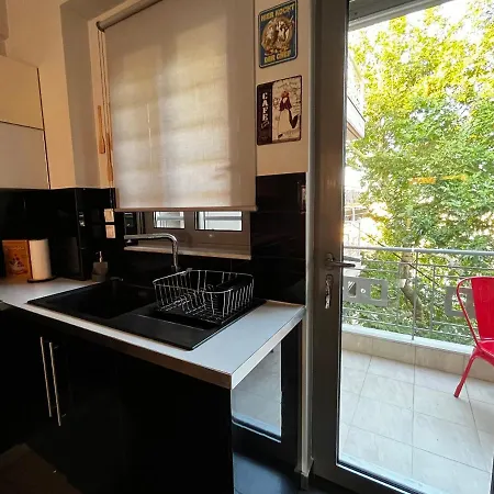 The Spartan Penthouse דירה