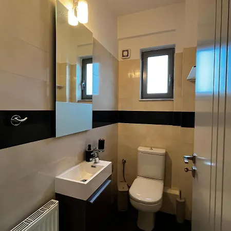 דירה The Spartan Penthouse