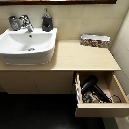 דירה The Spartan Penthouse ספארטי