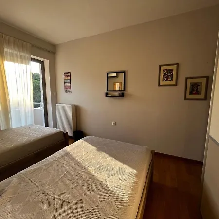 The Spartan Penthouse * Sparta