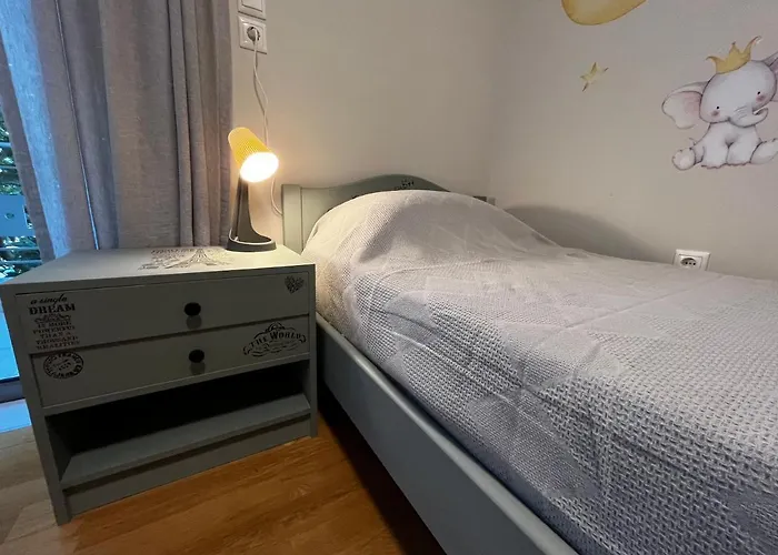 The Spartan Penthouse Daire Sparta